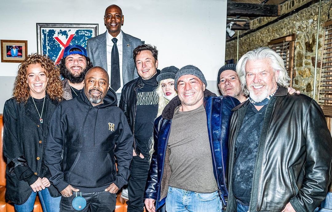 2 Days after hanging out with Elon Musk, Joe Rogan Dave Chapelle Tested Positive to COVID-19