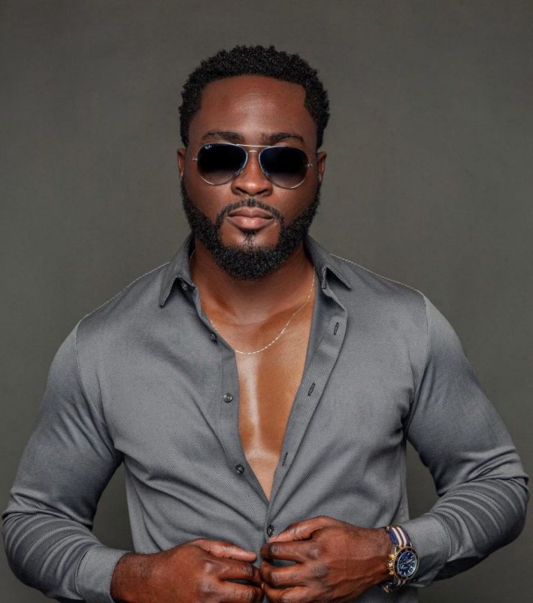 Pere’s Fans Storm BBNaija’s Head Quarters, Stage Protest Against Alleged Injustice