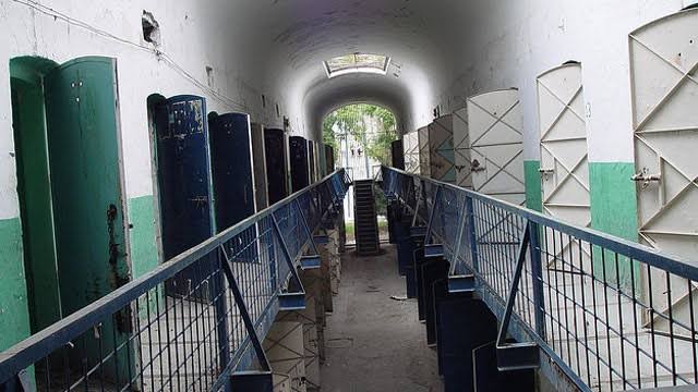 Man Who Was Sentenced To Death Commits Suicide In Kuje Prison