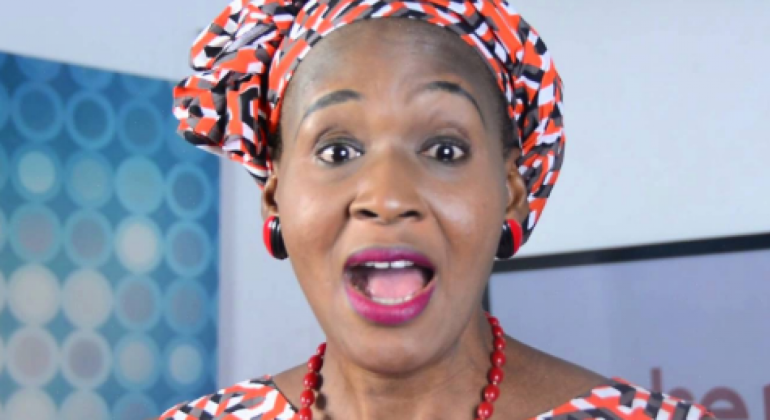 ‘I’m no longer part of the family’, Kemi Olunloyo disowns family after ex-gov father’s death